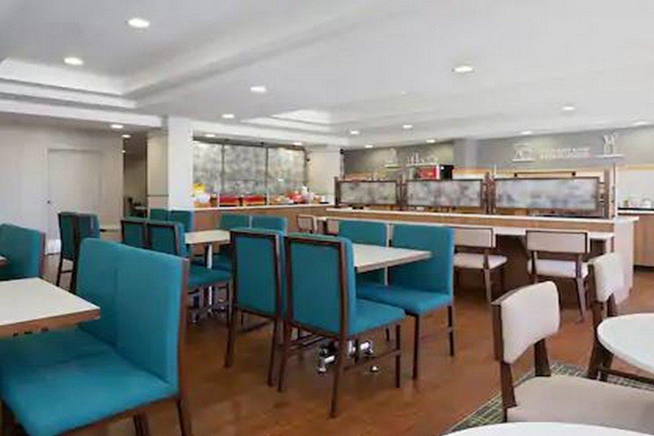 Hampton Inn Orlando Near Universal Blv/International Dr Exteriör bild